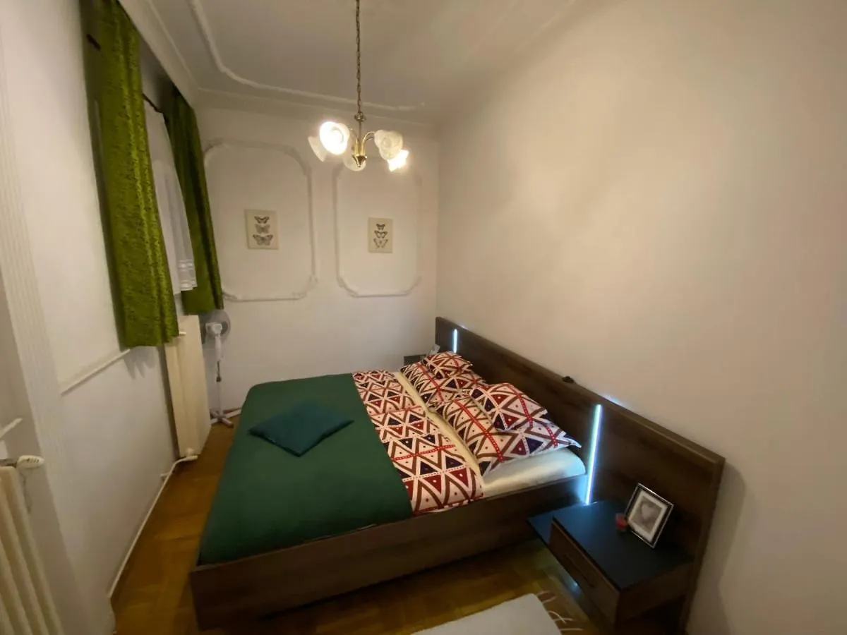 Central Promenanade Guesthouse Budapest
