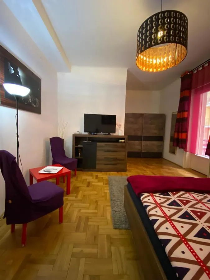 Central Promenanade Guesthouse Budapest 0*,
