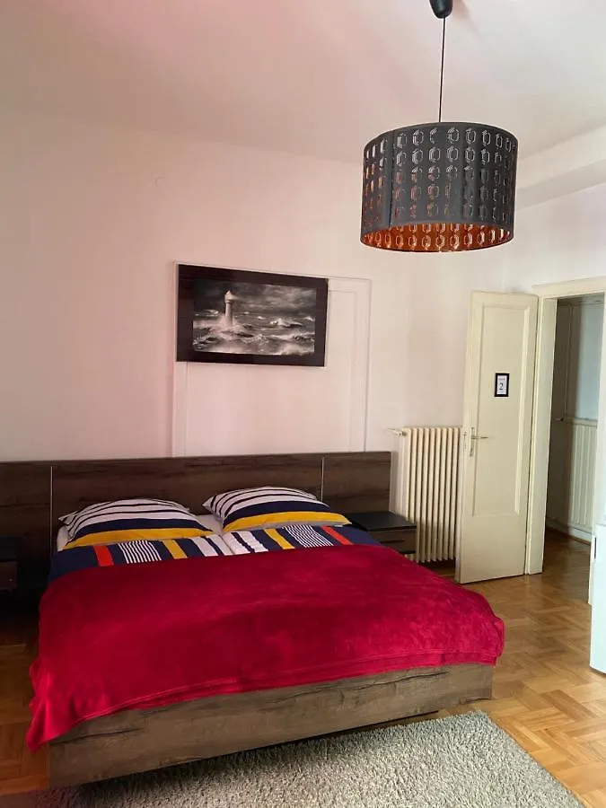 Central Promenanade Guesthouse Budapest