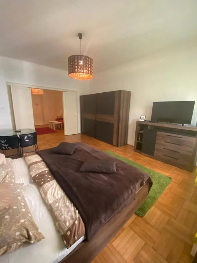 Central Promenanade Guesthouse Budapest 0*,